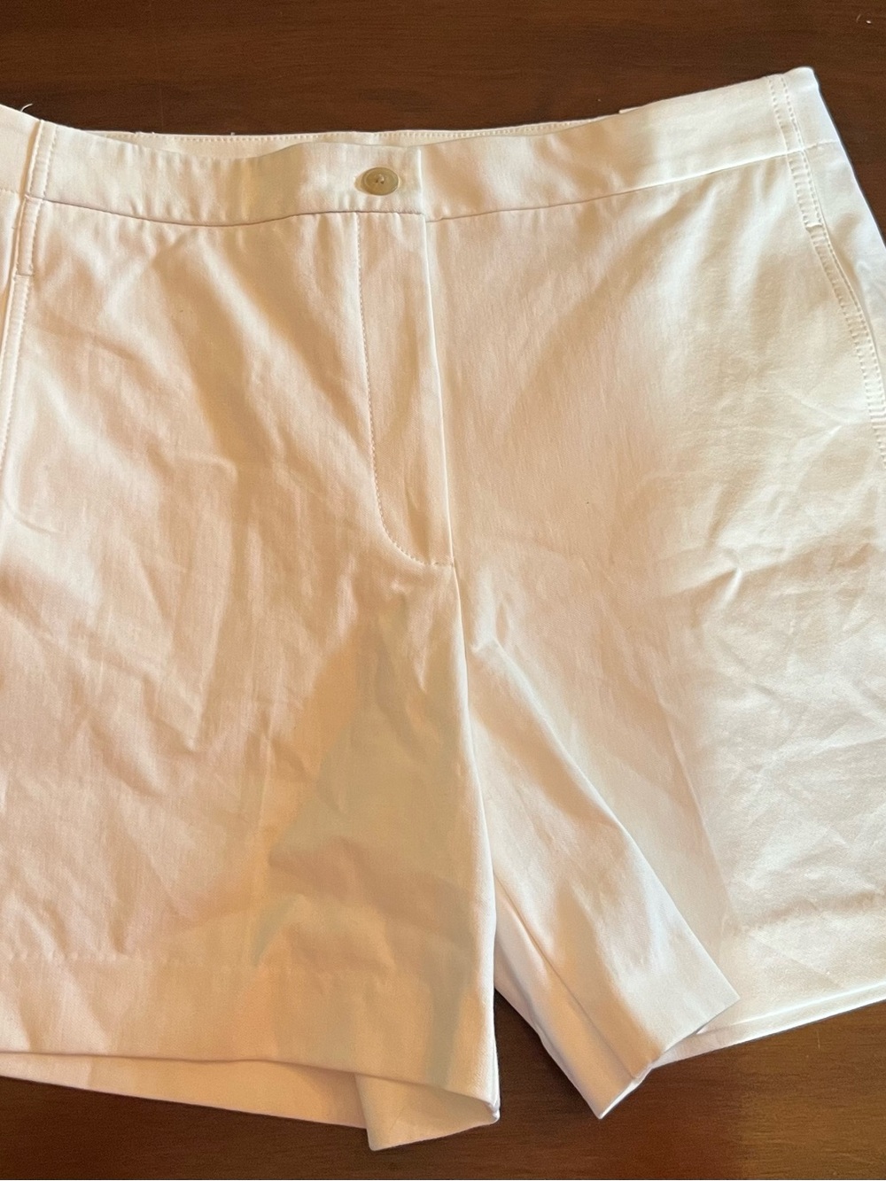 Ann Taylor “The Mariner” Shorts, White, NWT